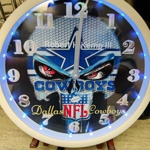 Dallas punisher skull head clock